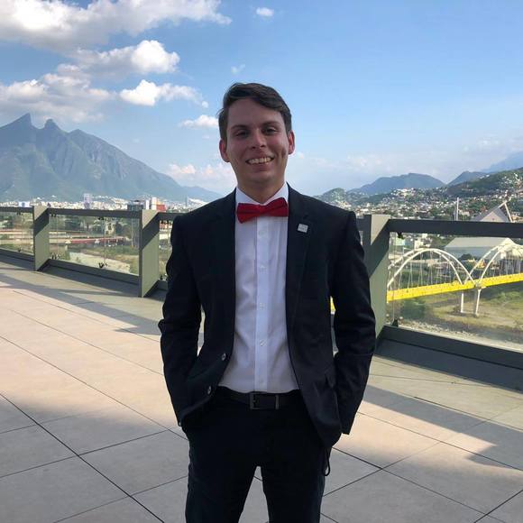 Meet your Posher, Salvador - Picture 1 of 1